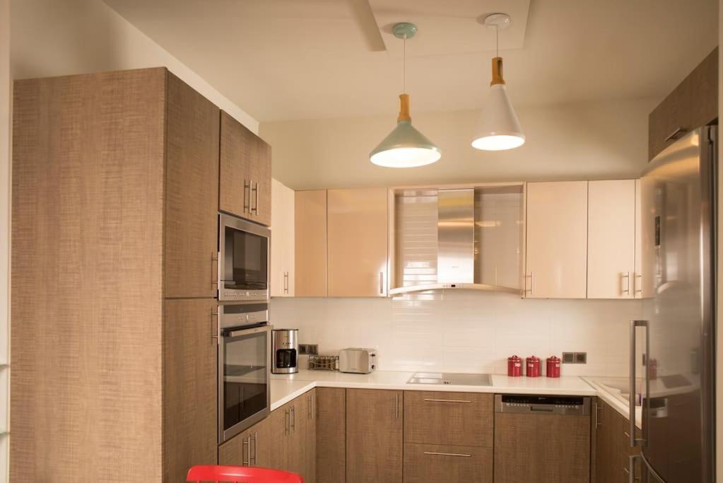 Deluxe Apartment In The Center Kalamáta Eksteriør bilde
