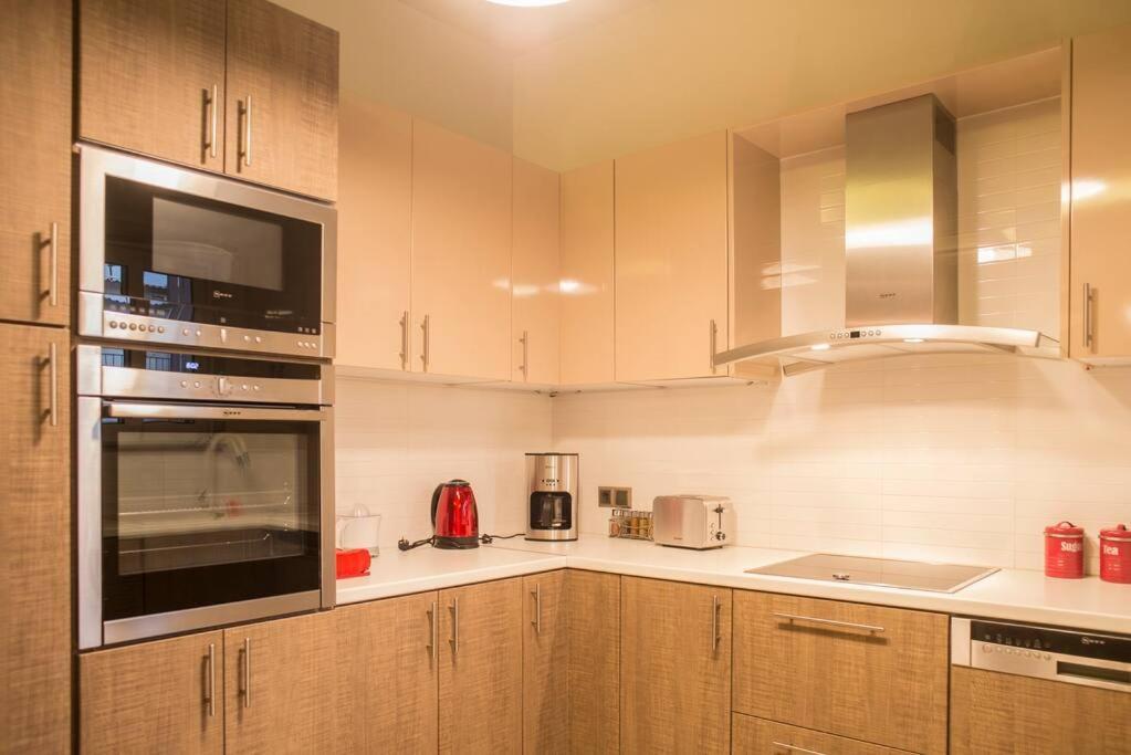 Deluxe Apartment In The Center Kalamáta Eksteriør bilde